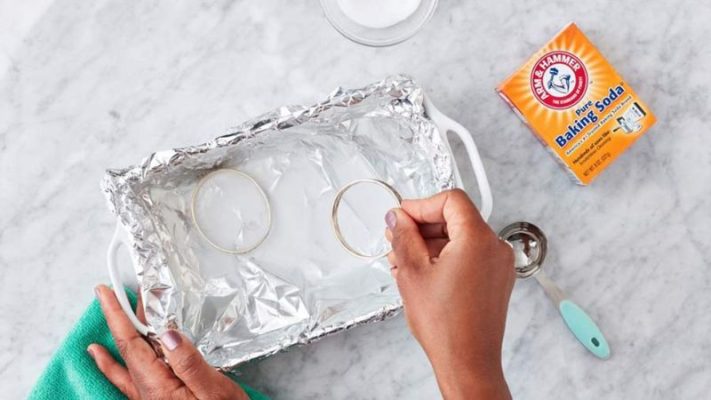 làm trắng bạc bằng baking soda